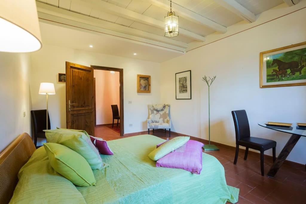 Apartment In Luxuryproperty Privatepool Garden Bbq Airc X8 Castelnuovo Di Porto Exterior photo