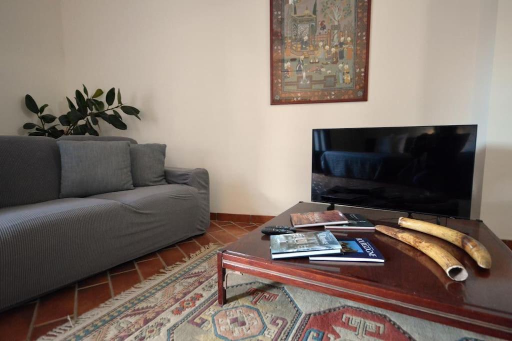 Apartment In Luxuryproperty Privatepool Garden Bbq Airc X8 Castelnuovo Di Porto Exterior photo