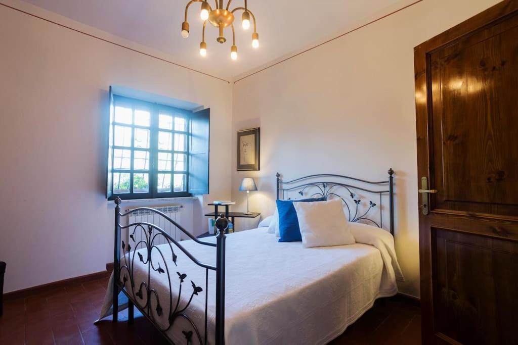 Apartment In Luxuryproperty Privatepool Garden Bbq Airc X8 Castelnuovo Di Porto Exterior photo