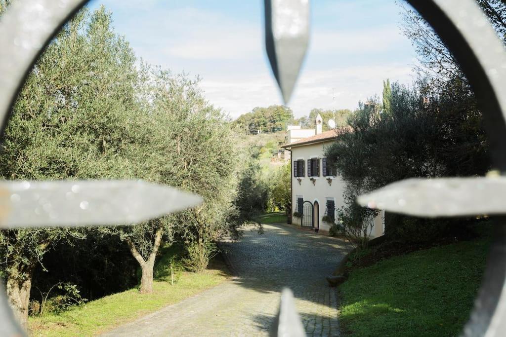 Apartment In Luxuryproperty Privatepool Garden Bbq Airc X8 Castelnuovo Di Porto Exterior photo